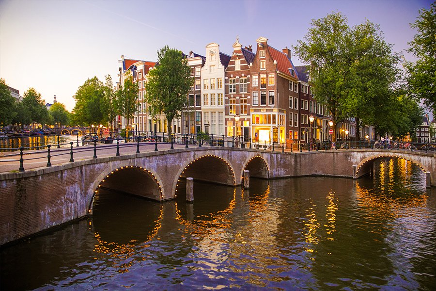 Met deze cadeaubon kies jij voor een unieke overnachting naar keuze!