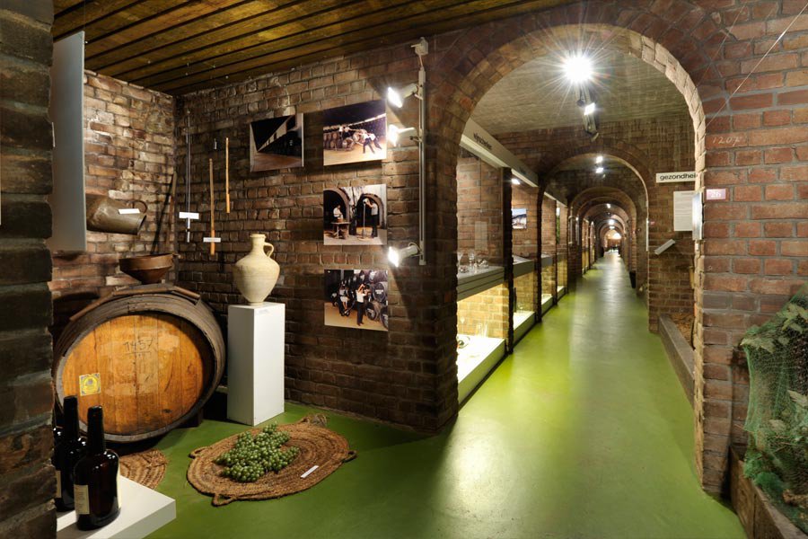 Bezoek aan wijnmuseum